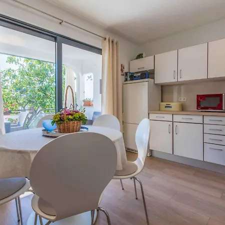 In 5244 Crikvenica