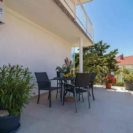 In 5244 Crikvenica