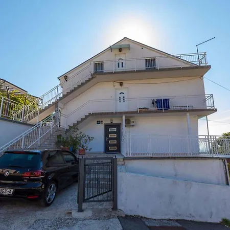 In 5244 Crikvenica