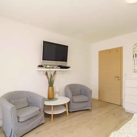 In 5244 * 크리크베니카