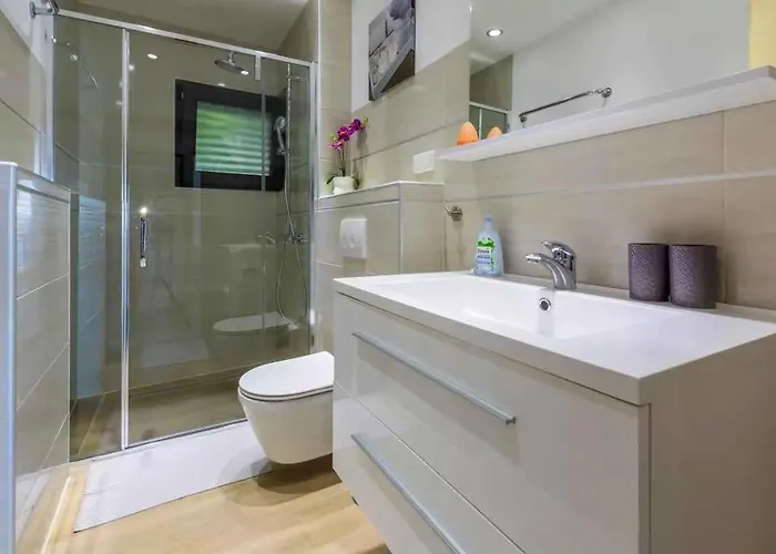 Апартаменты In 5244 *