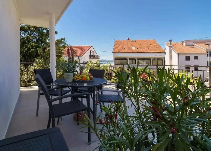 Апартаменты In 5244