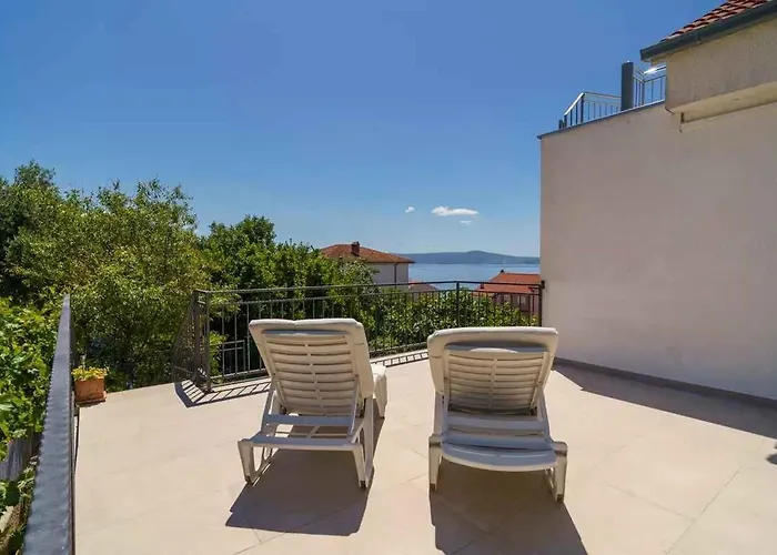 In 5244 Апартаменты