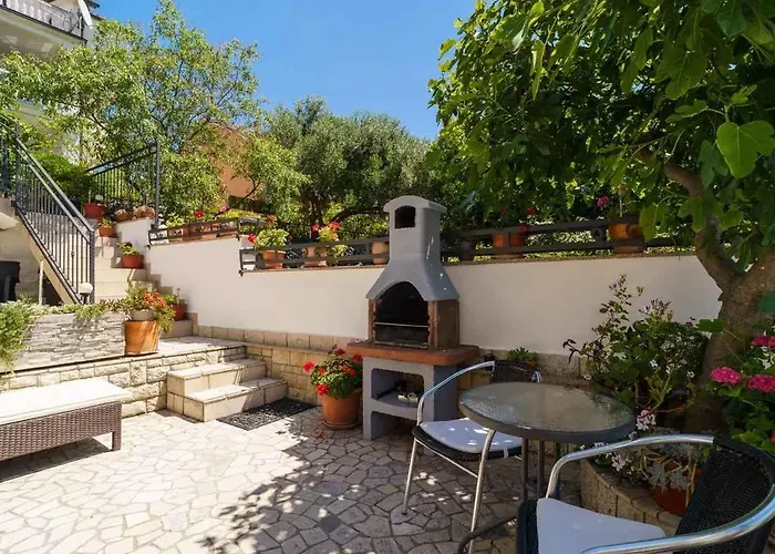 Апартаменты In 5244 *