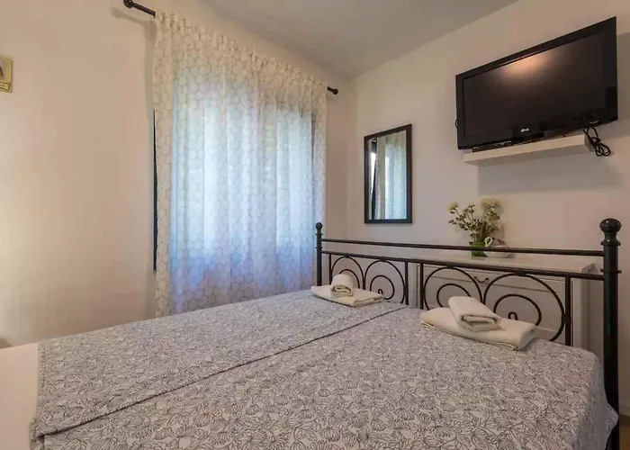 In 5244 Цриквеница